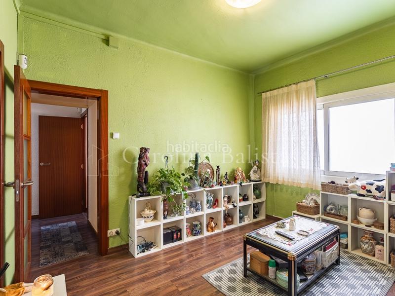 Foto c94b592b-3aaa-429e-a678-2995596753b7. Piso  en venta en paseo de sant gervasi en Putget - Farró Barcelona