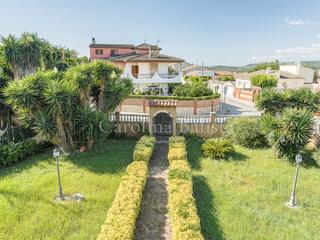 Haus  N/a. Casa de pueblo venta bellvei