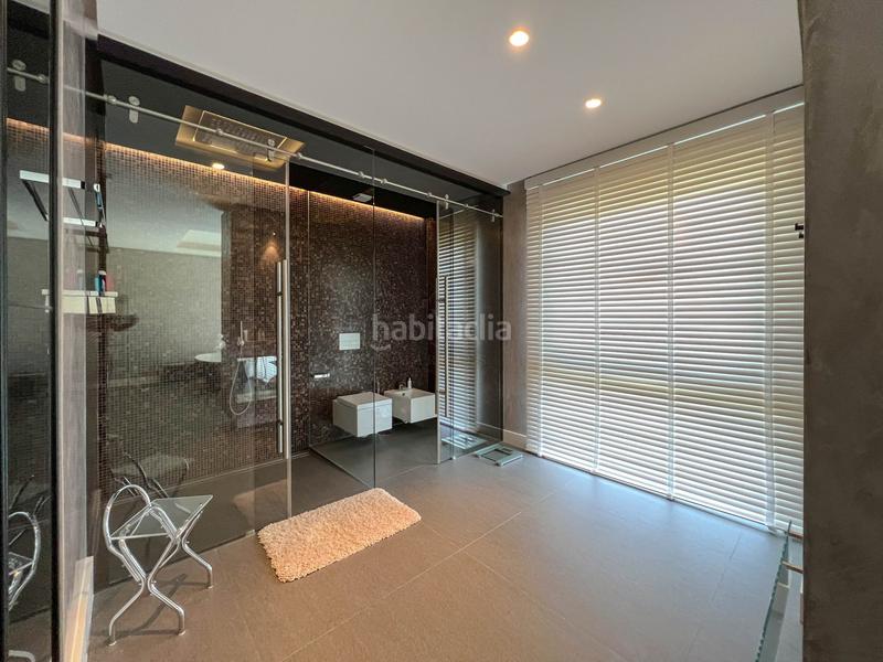 Foto f047a628-cc4a-4c27-974d-7e125d476bc3. Maison avec parking piscine dans La Zagaleta Benahavís