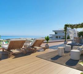 Ático en Guadalobón. Ático con espectaculares vistas al mar en estepona