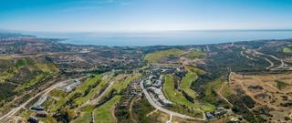 Apartament a Estepona Golf. Apartamento en campo de golf en estepona este