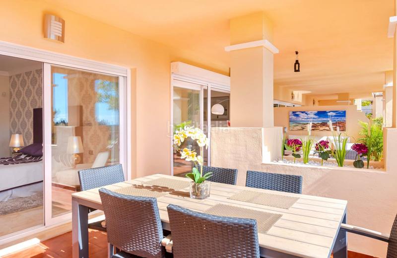 Foto 53074673-81d3-45cb-8523-d249149b39a2. Location appartement avec parking piscine dans Benatalaya Estepona