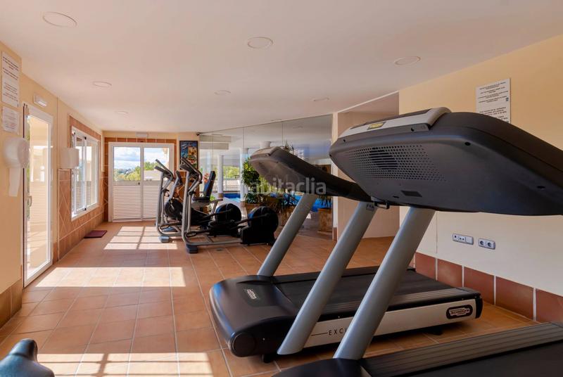 Foto 76674699-2af7-49f4-b76c-d592f0469269. Location appartement avec parking piscine dans Benatalaya Estepona