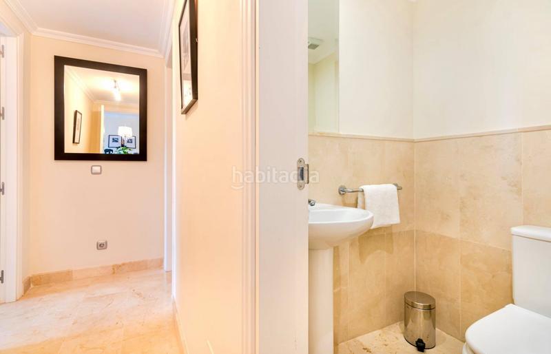 Foto 868a055f-a52e-4708-9293-f4cc7ff8413e. Location appartement avec parking piscine dans Benatalaya Estepona