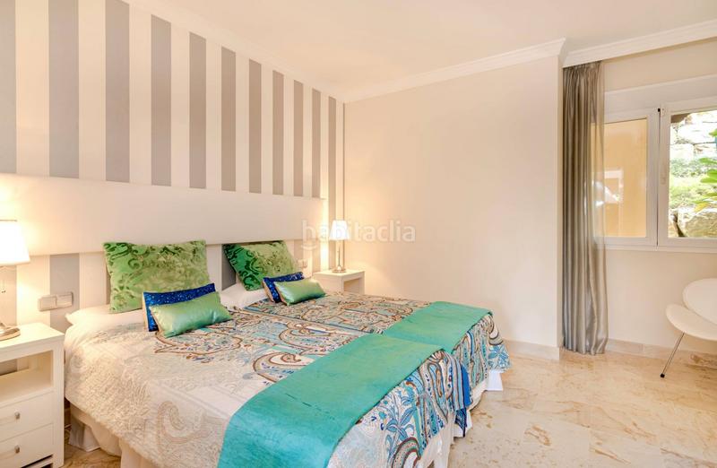 Foto c4acd0d7-7847-4e8e-8010-6fa4266a3178. Location appartement avec parking piscine dans Benatalaya Estepona