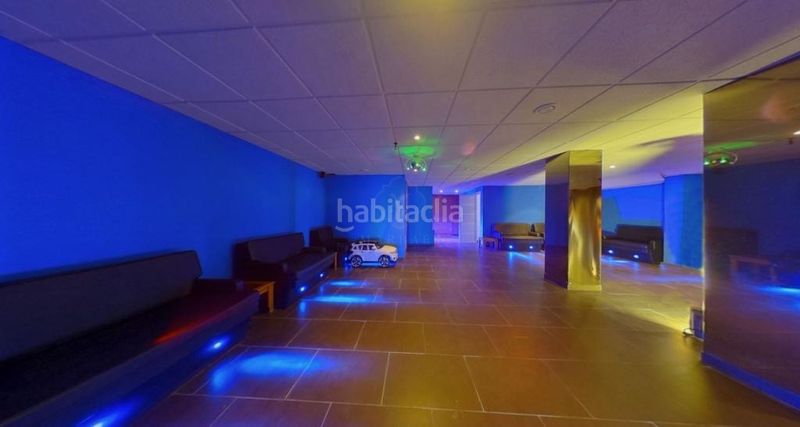 Foto d9e26ea1-ac9d-419f-bde1-9011f0526323. Lloguer casa amb aparcament piscina a Las Brisas Marbella