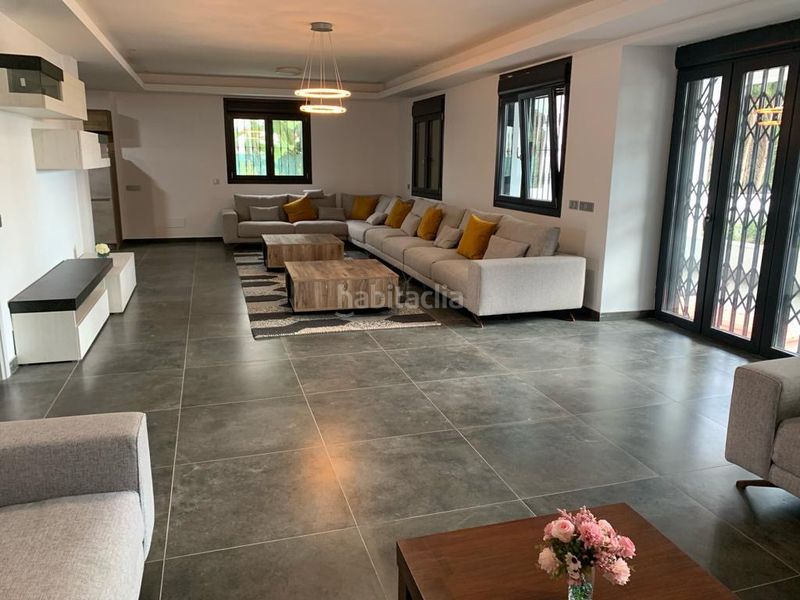 Foto eace712f-04d2-4dcf-b520-fcb03bf72650. Lloguer casa amb aparcament piscina a Las Brisas Marbella