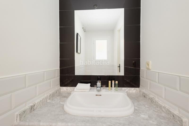 Foto 65b012c9-5231-4bd1-bbb8-cc03b3765db6. Affitto casa a schiera con parcheggio piscina in bahía de Marbella Marbella