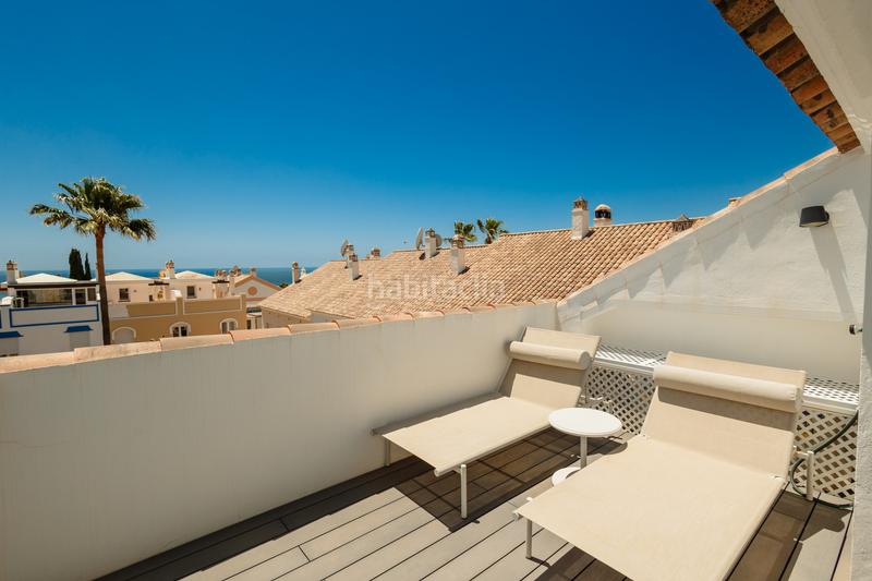 Foto 3a490407-1073-4f2a-b9ba-2337ed7d0a71. Miete reihenhaus mit parking pool in bahía de Marbella Marbella