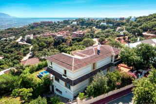 Casa a Elviria. Espectacular villa de lujo en marbella este