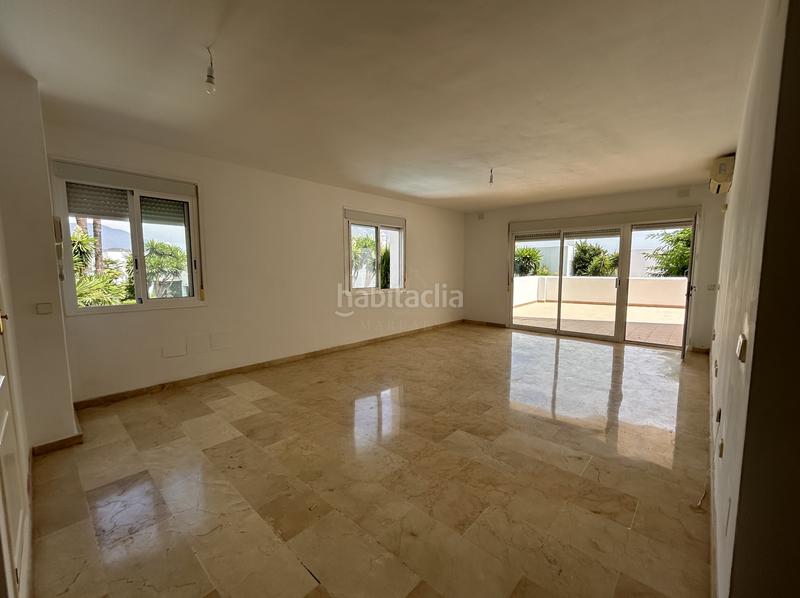 Foto 4c4267e2-377f-495f-8263-dd2613ca27cc. Apartamento atención inversores en Nueva Andalucía centro Marbella