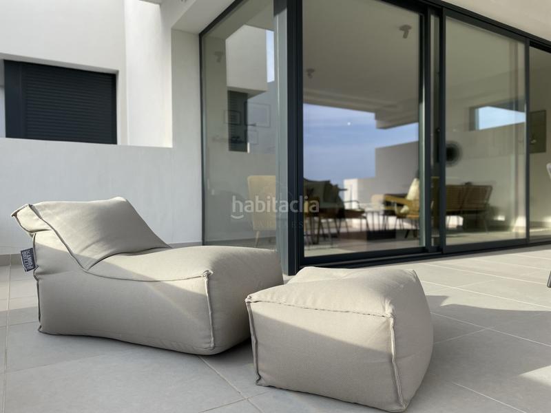 Foto 59ec9922-f609-49b0-8152-ee93d2bb7d57. Alquiler apartamento exclusivo apartamento en primera línea de golf en Estepona