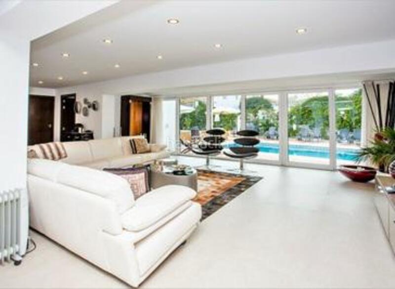 Foto 73aa8bed-f752-4788-b87b-e2cc210a47d6. Casa exclusiva villa de lujo en primera línea de playa en san pedro de alcántara, málaga en Marbella