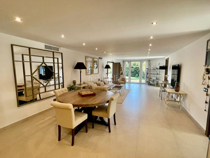 Foto 7c1ac7b2-26b9-4c8d-ad5b-23055e042547. Casa exclusiva villa de lujo en primera línea de playa en san pedro de alcántara, málaga en Marbella
