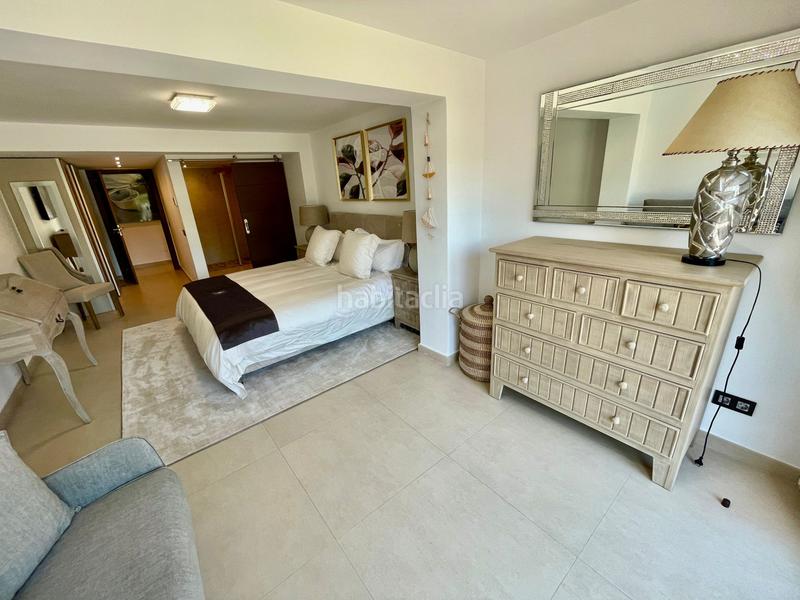 Foto b951c91d-76f7-4328-957a-0c12cb9a2954. Casa exclusiva villa de lujo en primera línea de playa en san pedro de alcántara, málaga en Marbella