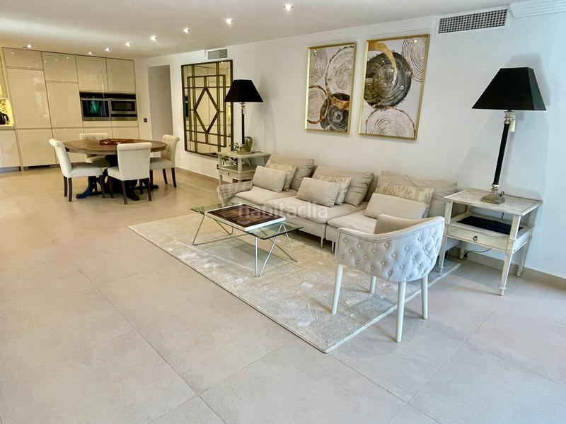 Foto d7776e43-0ef5-48fc-a4aa-b27c7874a03c. Casa exclusiva villa de lujo en primera línea de playa en san pedro de alcántara, málaga en Marbella