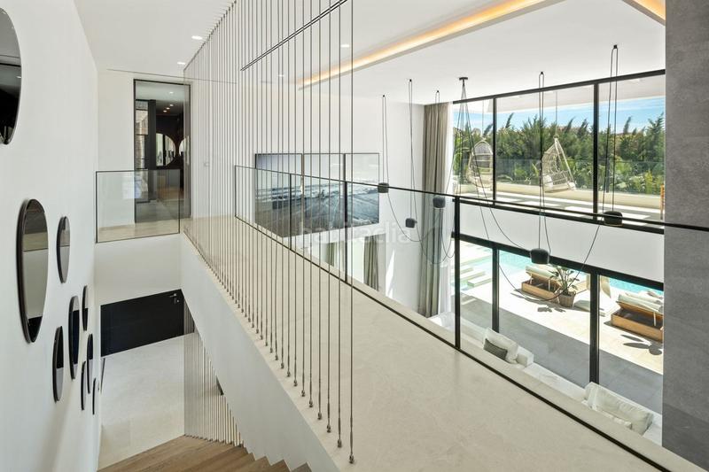 Foto 016e841a-d417-41d8-ae39-b6c10110d9e6. Location maison avec piscine dans Los Naranjos Marbella