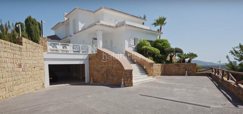 Foto 8e61a00d-30e9-4637-b4a4-ea06959eac8e. Lloguer casa amb aparcament piscina a Alto de los Monteros Marbella