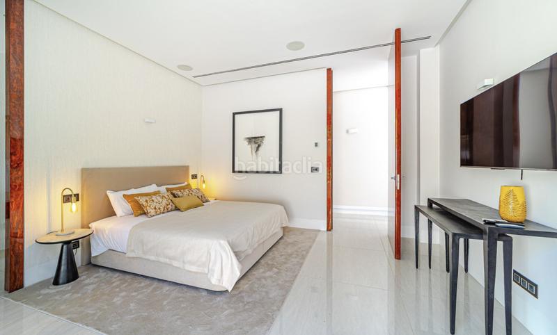 Foto 95d9b31e-c3dc-4508-aabc-1ae8d32f2d4d. Alquiler casa hermosa villa de 5 dormitorios en Los Naranjos, nueva andalucia. en Marbella