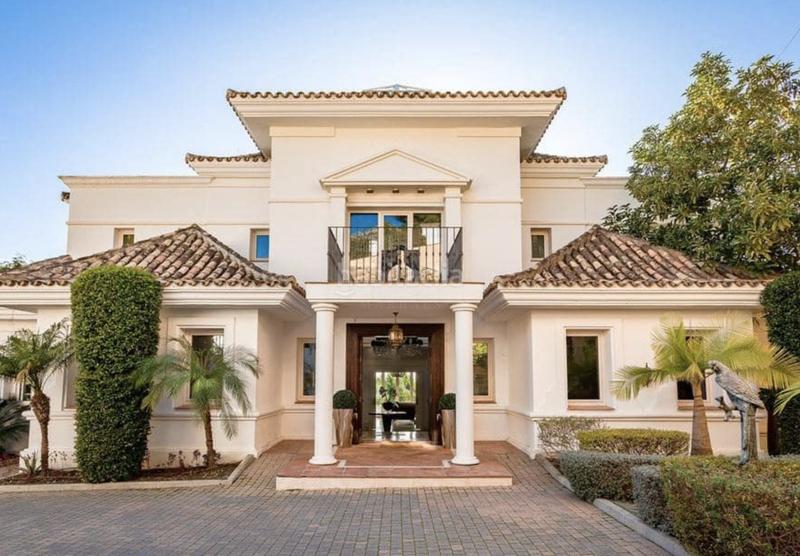 Foto 076af9fb-209a-4a9f-9a65-5e96b0c460ff. Lloguer casa amb aparcament piscina a Nagüeles Alto Marbella