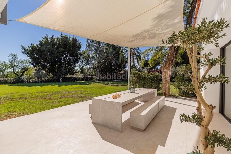 Foto bfe8f5d2-59bd-45c7-a831-02ede1b147e6. Lloguer casa amb aparcament piscina a Nueva Atalaya Estepona