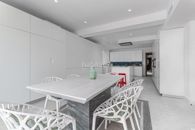 Foto a13d09c5-b10c-422f-ba6d-3446d5aba815. Rent house with parking pool in Nueva Atalaya Estepona