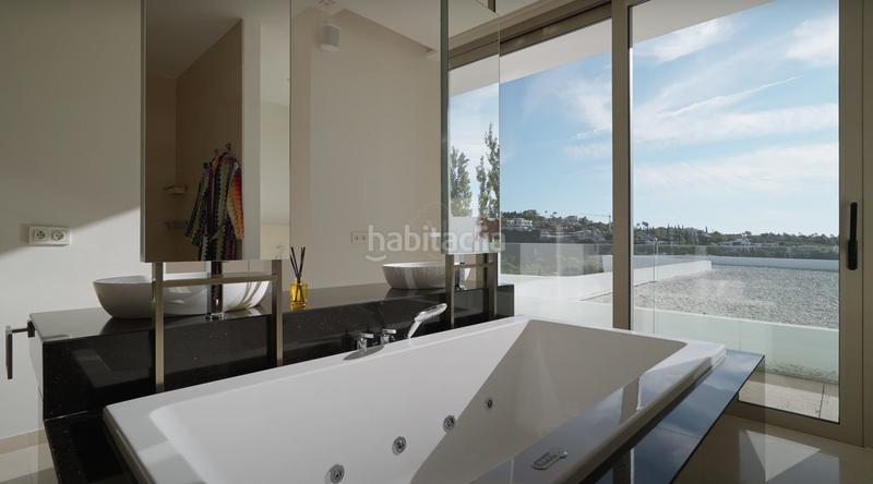 Foto db4bf1ed-8ead-4f27-8be0-d87d1efaf55e. Rent house with parking pool in Los Flamingos Benahavís