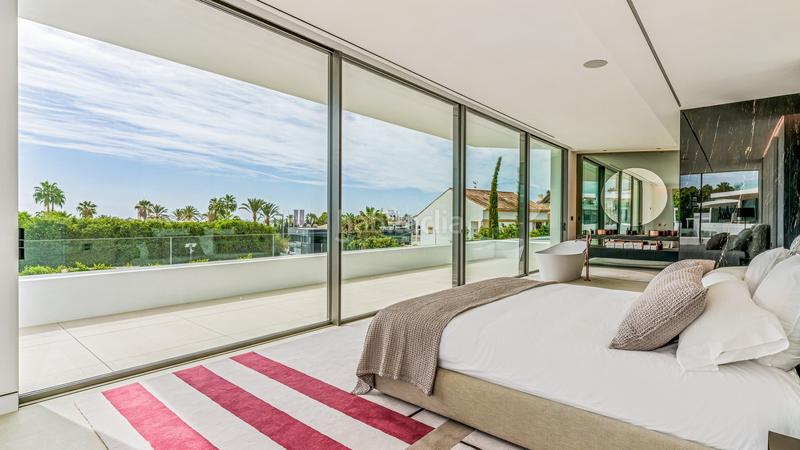 Foto 34cca97b-28bd-49ca-b7a2-99cc4b771bbc. Affitto casa con parcheggio piscina in Las Lomas de Río Verde Marbella