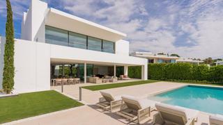 Lloguer Casa a Las Lomas de Río Verde. Exclusiva villa moderna en la milla de oro  a 300m de la playa