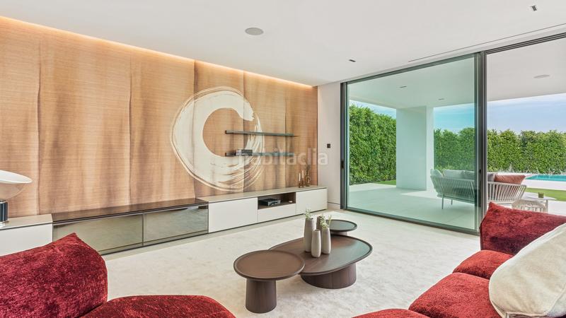 Foto abce563b-d75b-45f2-b684-eae878e2ff68. Location maison avec parking piscine dans Las Lomas de Río Verde Marbella