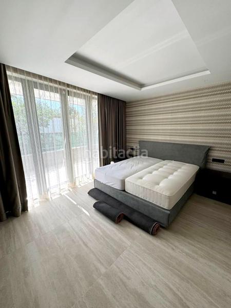 Foto fb8c0661-2364-4ca2-a1d6-96e3a251e3e8. Lloguer casa amb aparcament piscina a Sierra Blanca Marbella