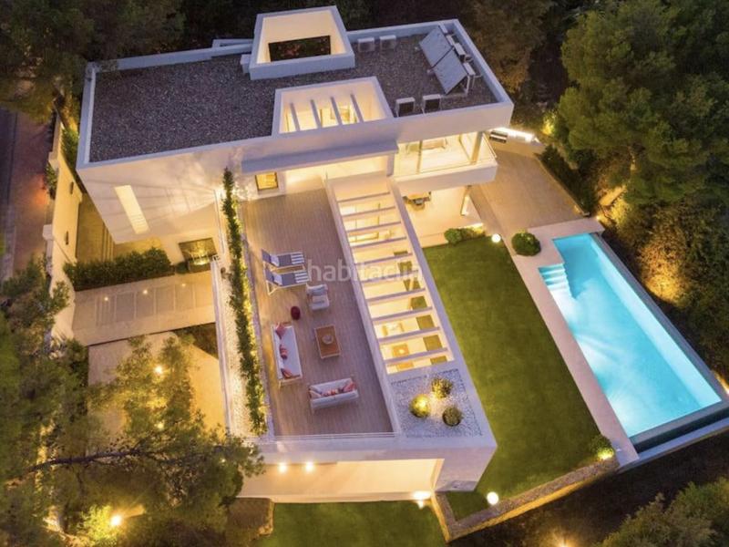 Foto 51aa28e2-829f-4c18-bca7-03bde620ea35. Affitto casa con parcheggio piscina in Las Brisas Marbella