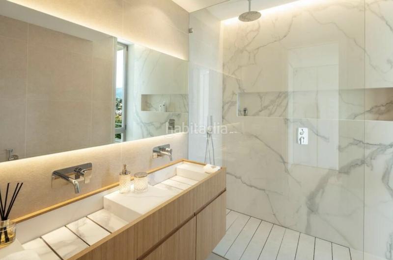 Foto e3966e8c-1d75-4fd5-b309-7bc28946a6d0. Affitto casa con parcheggio piscina in Las Brisas Marbella