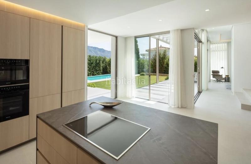 Foto 4dd096b0-e1af-4649-ac5f-9c48714a4819. Lloguer casa amb aparcament piscina a Las Brisas Marbella