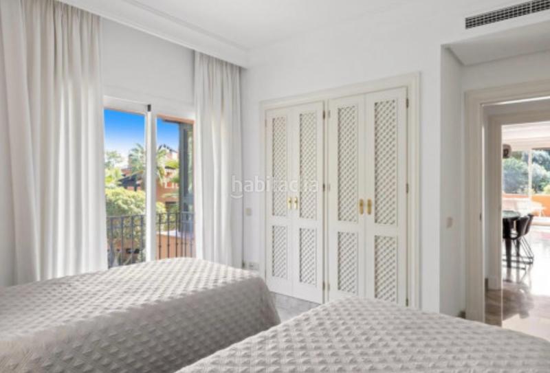 Foto 2beb29e0-1b31-4fb8-b330-0b5b2ec35dcb. Dachwohnung mit parking pool in Nueva Andalucía centro Marbella