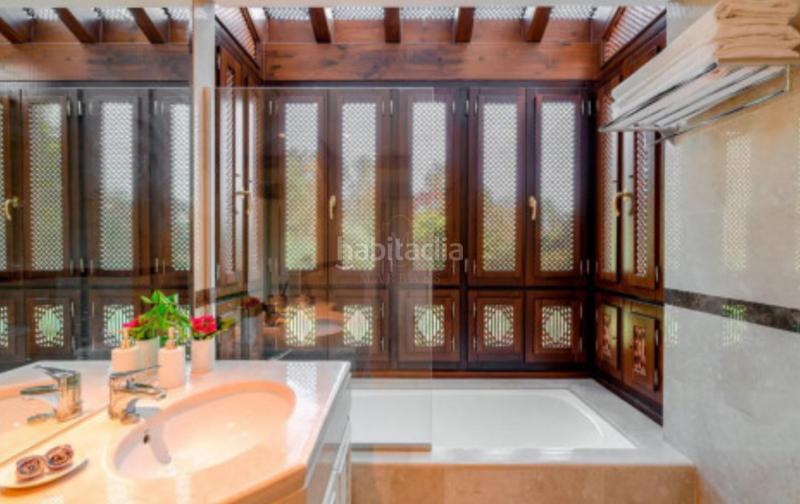 Foto 5008c7c2-bd99-4d48-8857-93f68d8fcabd. Dachwohnung mit parking pool in Nueva Andalucía centro Marbella