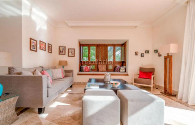 Foto 68872f89-5752-487b-9ba8-29c699858175. Dachwohnung mit parking pool in Nueva Andalucía centro Marbella