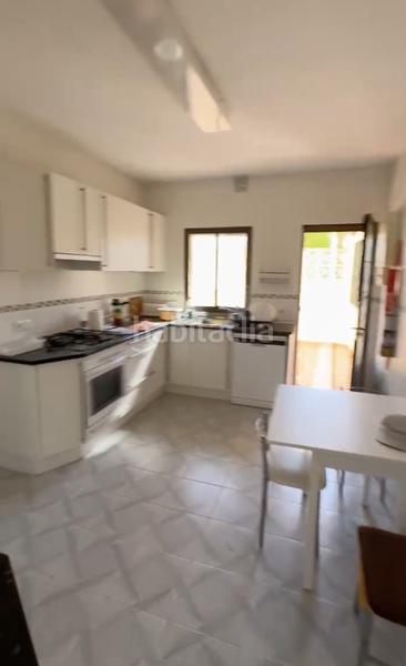 Foto fe065d25-e33a-4387-9e32-b901b7544170. Casa con piscina in Las Brisas Marbella