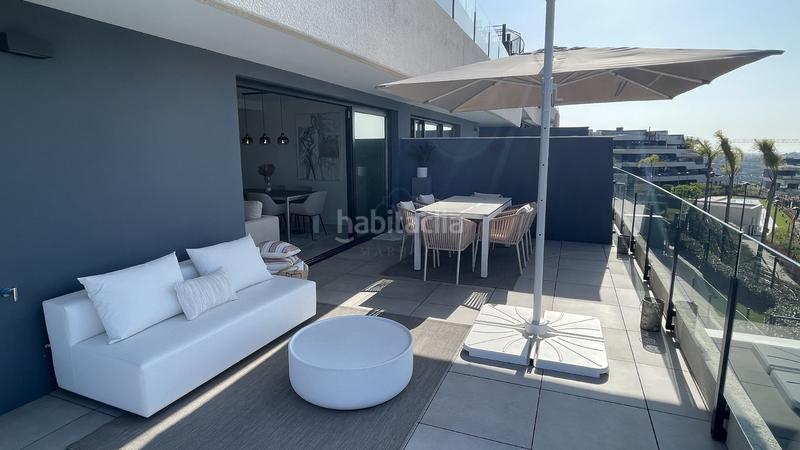 Foto bccf7145-3727-4155-829e-190dcd394924. Alquiler apartamento fantastico apartamento con vistas panoramicas al mar, 3 habitaciones. en Estepona