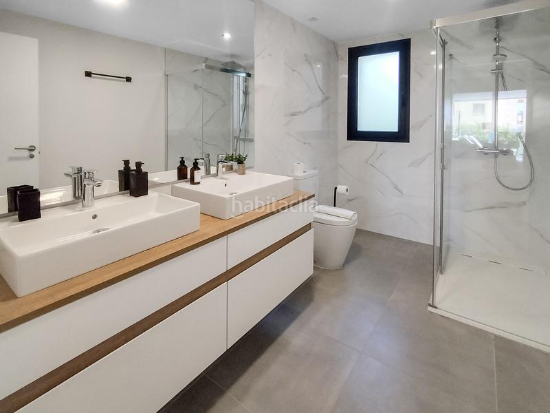 Foto b2e6f735-fe6f-4305-b546-14f6364b717e. Miete erdgeschoss mit parking pool in La Concha - Resina Golf Estepona