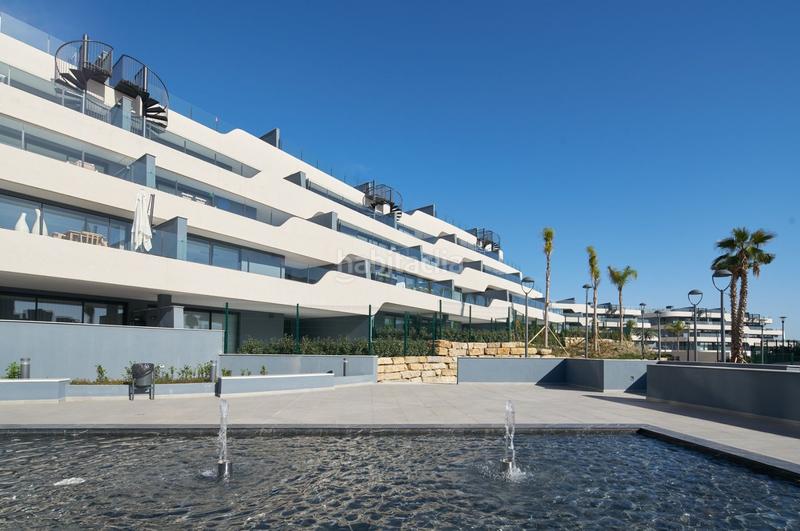 Foto ceb5501d-2485-44f4-9bed-801aa650a130. Miete erdgeschoss mit parking pool in La Concha - Resina Golf Estepona