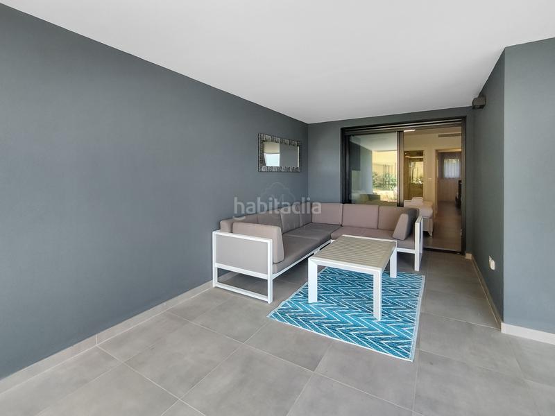 Foto 7a446187-8ec6-4a98-8276-668fe0e33e10. Affitto piano terra con parcheggio piscina in La Concha - Resina Golf Estepona