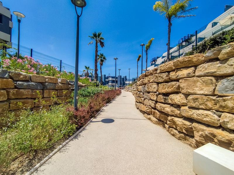 Foto 95dbee90-9236-4edb-8fb7-af3b736bc460. Lloguer planta baixa amb aparcament piscina a La Concha - Resina Golf Estepona