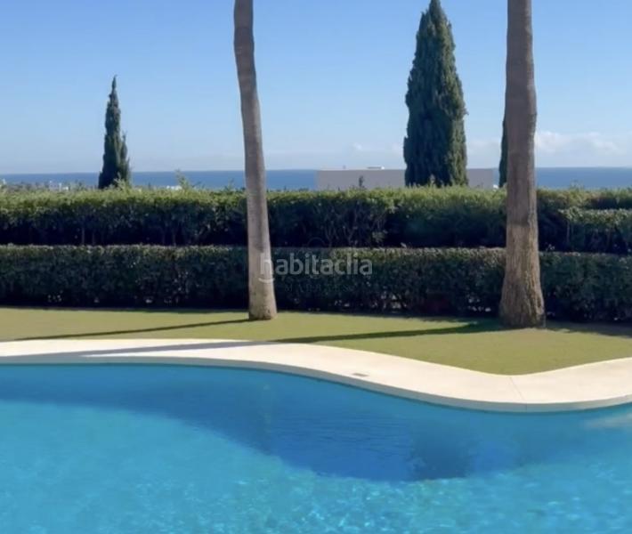 Foto 3600c9bf-ff21-4ea5-b095-f08f3b70eed3. Apartament amb aparcament piscina a Los Flamingos Benahavís