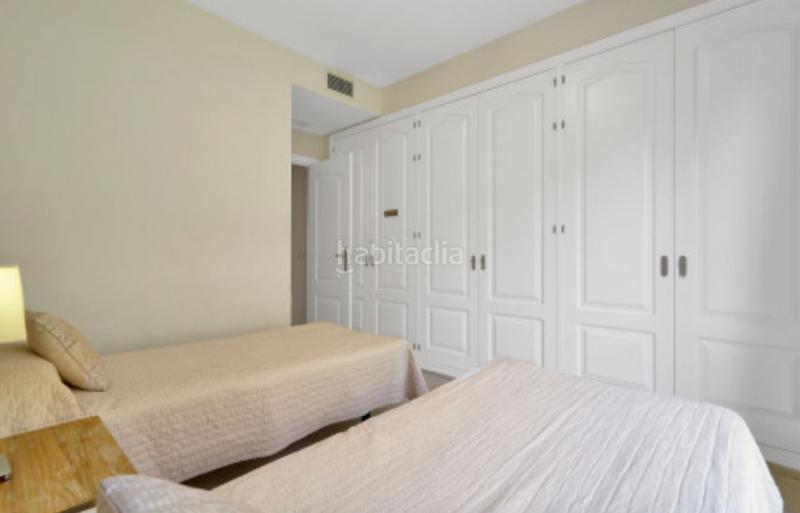 Foto 59b78b4d-f2c1-4c34-b755-a0adcd07fdd5. Apartament amb aparcament piscina a Los Flamingos Benahavís