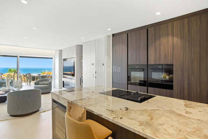 Foto 68b61e88-e0b9-479d-bf50-5e02a2d0ffa0. Apartament amb aparcament piscina a Zona de Punta Plata Estepona