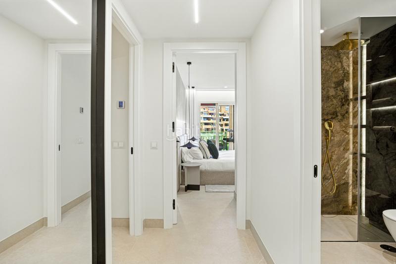 Foto 8934d2c4-8b62-4319-bf8c-10f96eecc369. Apartament amb aparcament piscina a Zona de Punta Plata Estepona