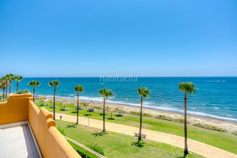 Foto b4e5fad8-82e7-49a7-a78e-911cb33248f7. Apartament amb aparcament piscina a Zona de Punta Plata Estepona