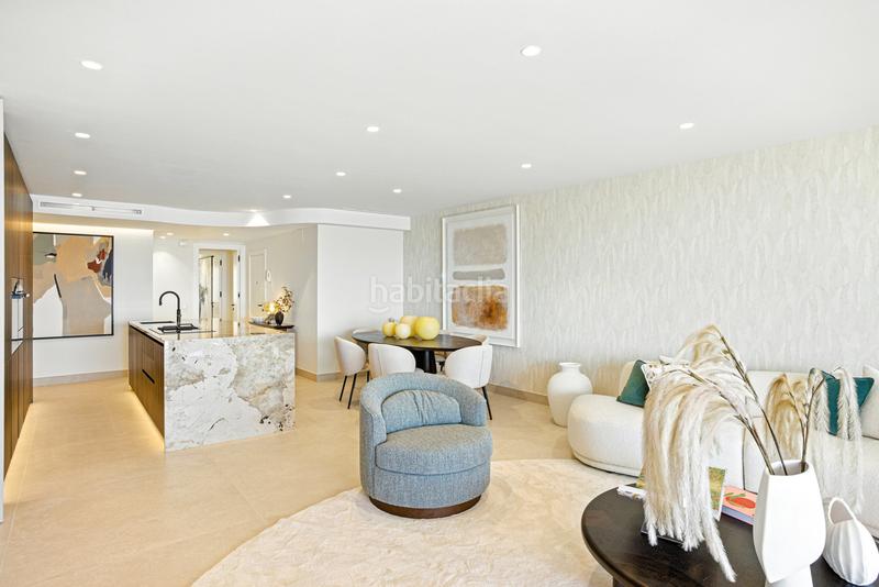 Foto fef79119-7bf5-477e-a9eb-33091edf6893. Apartament amb aparcament piscina a Zona de Punta Plata Estepona