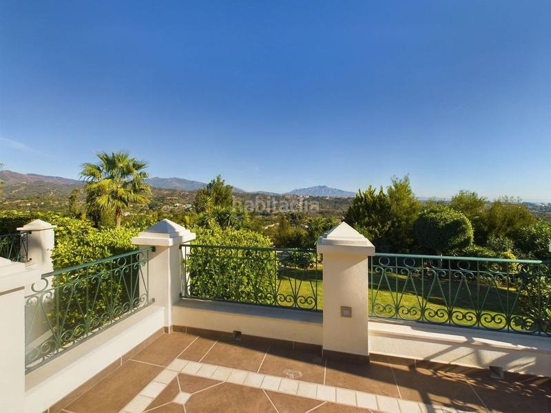 Foto a5583e34-b92f-4b59-9037-410cf1c814f7. Casa villa en venta en el padron, en Los Llanos Estepona